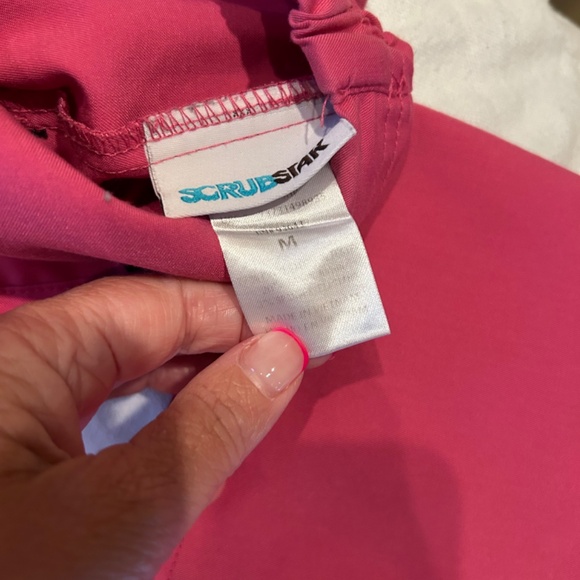 ScrubStar medium pink scrub set - Picture 3 of 3